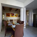 Spacious 3br With Private Garden T5 St. Julian's