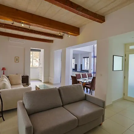 Apartamento Spacious 3br With Private Garden T5 *